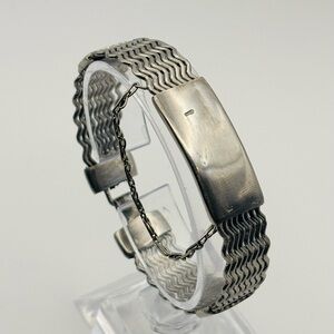 Vintage Mid-Century Rigid Wavy Panel ID Bracelet – 1940s–50s Silver Tone
